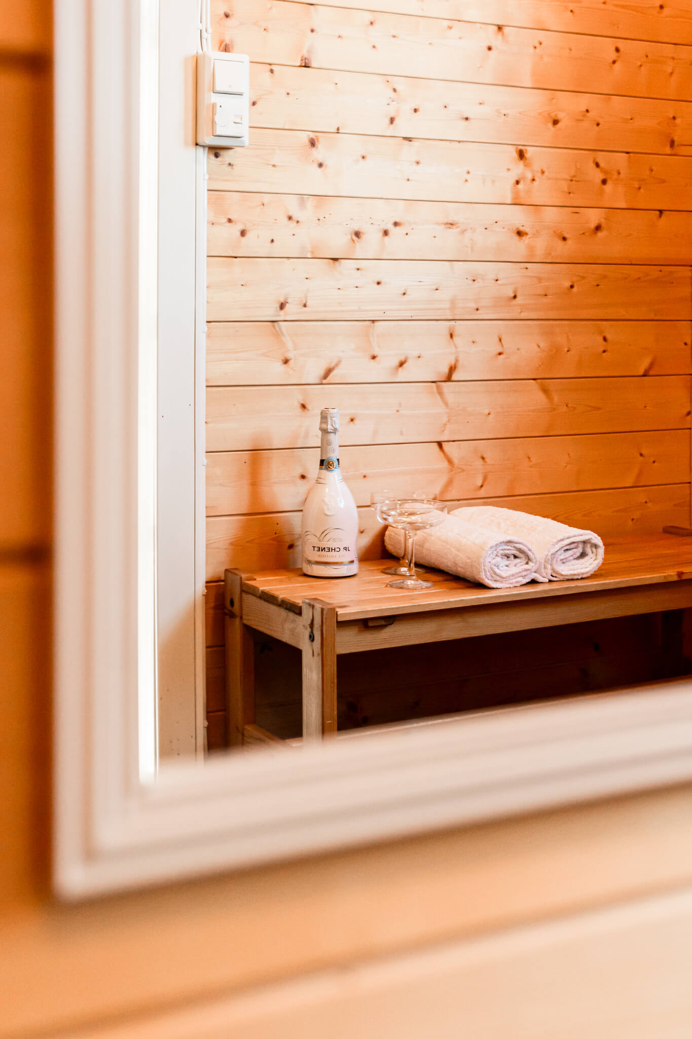 relaxation-in-the-sauna
